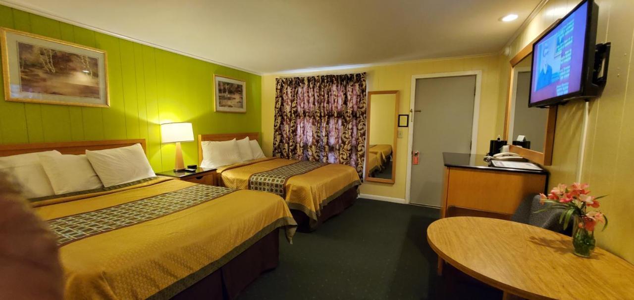 Pinebrook Motel Lake George Oda fotoğraf